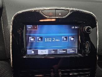 Renault Clio 0.9 Energy TCE 90 12V Hatchback 4Dr Benzine 898cc 66kW (90pk) FWD picture 14