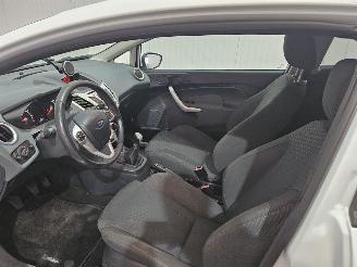 Ford Fiesta 1.6 16V Sport Hatchback  Benzine 1.596cc 88kW (120pk) FWD picture 10