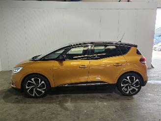 Renault Scenic 1.3 TCE 140 16V MPV  Benzine 1.332cc 103kW (140pk) FWD picture 2