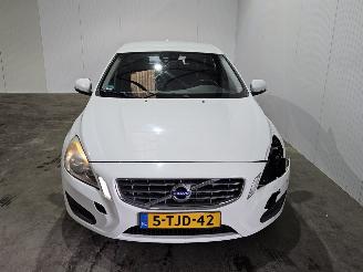 Volvo V-60 2.0 D3 20V Combi/o  Diesel 1.984cc 120kW (163pk) FWD picture 4