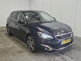 Damaged car Peugeot 308 1.6 16V THP Hatchback 4Dr Benzine 1.598cc 92kW (125pk) FWD 2014/4