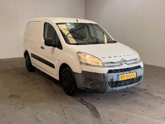 uszkodzony samochody ciężarowe Citroën Berlingo 1.6 HDI 500 Comfort Economy 2015/6