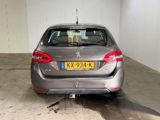 Peugeot 308 1.2 PureTech Blue Lease picture 8