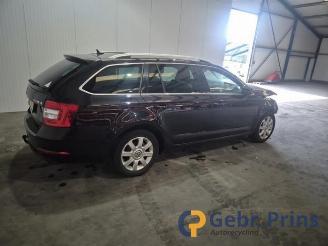 Skoda Octavia Octavia Combi (5EAC), Combi 5-drs, 2012 / 2020 1.0 TSI 12V picture 3