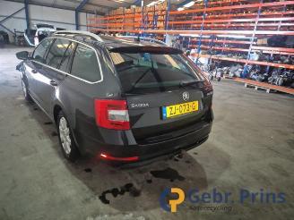 Skoda Octavia Octavia Combi (5EAC), Combi 5-drs, 2012 / 2020 1.0 TSI 12V picture 4