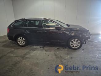 Skoda Octavia Octavia Combi (5EAC), Combi 5-drs, 2012 / 2020 1.0 TSI 12V picture 2
