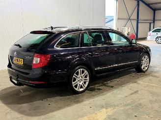 Skoda Superb 1.8 TSI Elegance Business Line picture 3