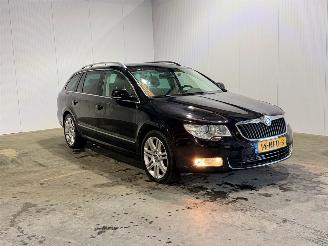 krockskadad bil auto Skoda Superb 1.8 TSI Elegance Business Line 2010/8