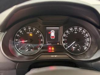Skoda Octavia 1.6 TDI Greentech Ambition picture 11