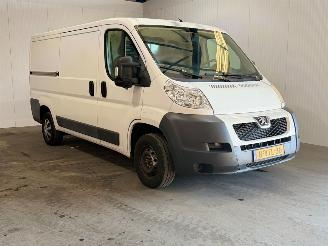 Schadeauto Peugeot Boxer 330 2.2 HDI L2H1 Profit+ 2012/2