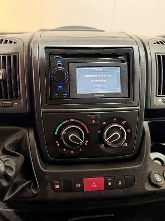 Peugeot Boxer 330 2.2 HDI L2H1 Profit+ picture 12