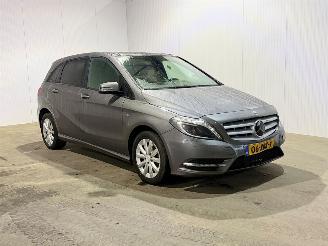 Vaurioauto  passenger cars Mercedes B-klasse 180 Ambition 2012/5