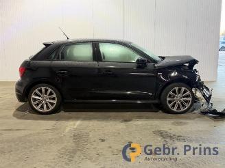 Audi A1 A1 Sportback (8XA/8XF), Hatchback 5-drs, 2011 / 2018 1.0 TFSI Ultra 12V picture 2