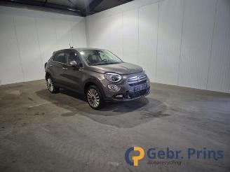 Coche siniestrado Fiat 500X 500X (334), SUV, 2014 1.4 Multi Air 16V 2016/2