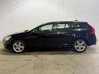 Volvo V-60 1.6 T3 Kinetic picture 6