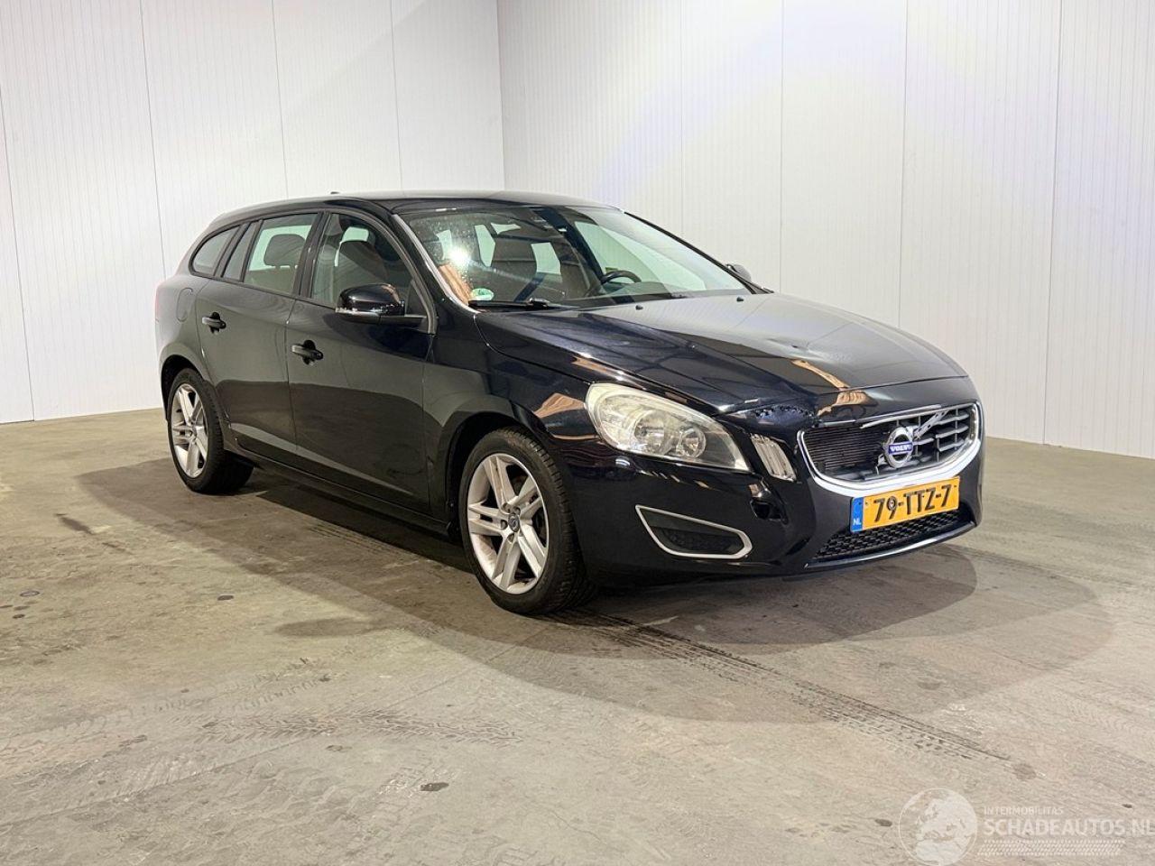 Volvo V-60 1.6 T3 Kinetic