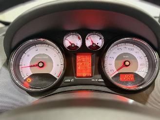 Peugeot 308 1.6 THP XT picture 11