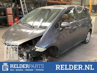 Coche siniestrado Toyota Verso S Verso S, MPV, 2010 / 2016 1.33 16V Dual VVT-I 2014/6