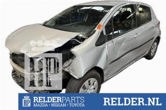 Salvage car Toyota Yaris Yaris III (P13), Hatchback, 2010 / 2020 1.0 12V VVT-i 2014/6