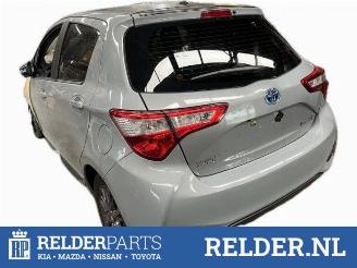 Toyota Yaris Yaris III (P13), Hatchback, 2010 / 2020 1.5 16V Hybrid picture 6
