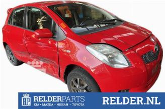Toyota Yaris Yaris II (P9), Hatchback, 2005 / 2014 1.0 12V VVT-i picture 2