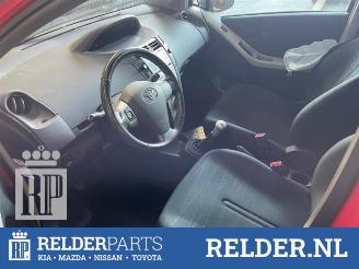 Toyota Yaris Yaris II (P9), Hatchback, 2005 / 2014 1.0 12V VVT-i picture 11