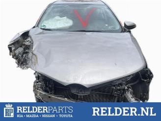 Toyota Auris Auris (E18), Hatchback 5-drs, 2012 / 2019 1.8 16V Hybrid picture 2