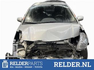 Toyota Yaris Yaris II (P9), Hatchback, 2005 / 2014 1.33 16V Dual VVT-I picture 2