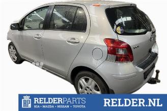 Toyota Yaris Yaris II (P9), Hatchback, 2005 / 2014 1.33 16V Dual VVT-I picture 7