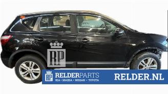 Damaged car Nissan Qashqai Qashqai (J10), SUV, 2007 / 2014 2.0 16V 2010/2