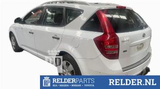 Kia Cee d Cee'd Sporty Wagon (EDF), Combi, 2007 / 2012 1.6 16V picture 3