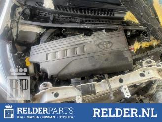 Toyota Yaris Yaris II (P9), Hatchback, 2005 / 2014 1.33 16V Dual VVT-I picture 9