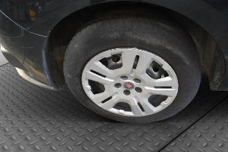 Fiat Doblo 1.3 MJ 16V EURO 5 picture 21