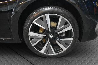 Peugeot 208 1.2 GT LINE PURE TECH picture 18