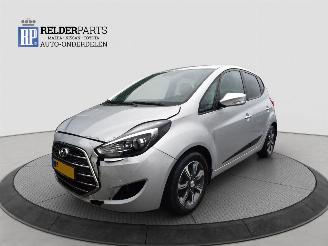 Vaurioauto  passenger cars Hyundai Ix20 1.4 16V 2017/1