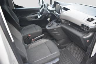 Peugeot Rifter 1.2 PURETECH picture 16