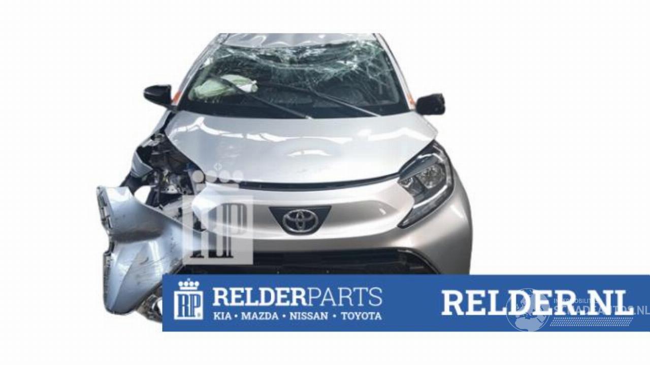 Toyota Aygo Aygo X, Hatchback, 2022 1.0 12V VVT-i