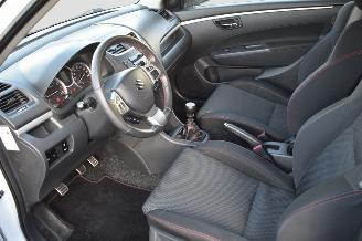Suzuki Swift 1.6  SPORT picture 7