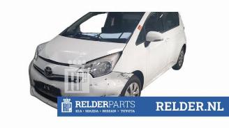 Coche accidentado Toyota Verso S Verso S, MPV, 2010 / 2016 1.33 16V Dual VVT-I 2012/7