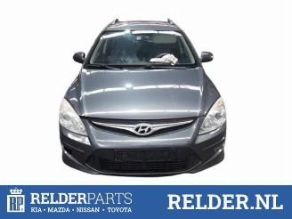 disassembly passenger cars Hyundai I-30 i30 Crosswagon (WWH), Combi, 2007 / 2012 1.4 CVVT 16V 2010/5