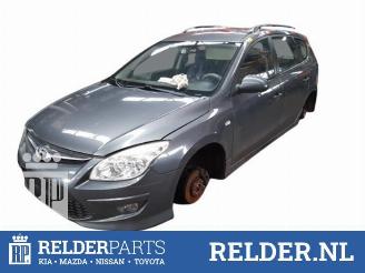 Hyundai I-30 i30 Crosswagon (WWH), Combi, 2007 / 2012 1.4 CVVT 16V picture 2