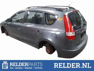Hyundai I-30 i30 Crosswagon (WWH), Combi, 2007 / 2012 1.4 CVVT 16V picture 4