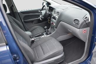 Ford Focus 1.6  16V picture 14