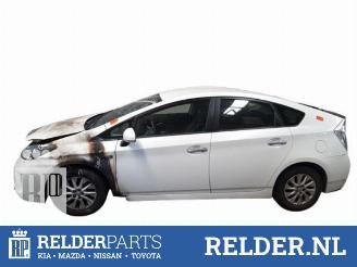 Toyota Prius Prius (ZVW3), Hatchback, 2009 / 2016 1.8 16V Plug-in picture 2