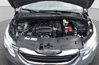 Peugeot 2008 1.2 VTI PURE TECH picture 19