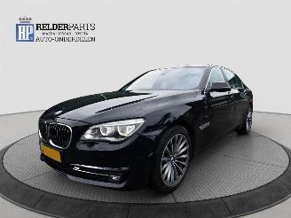 Schadeauto BMW 7-serie 740 HIGH EXECUTIVE 2013/8