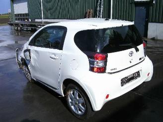Toyota iQ 1.0 automaat picture 2