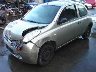 Nissan Micra 1.2 16v automaat picture 1
