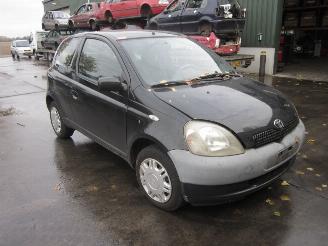 Toyota Yaris 1.0 16V picture 7