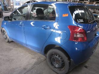 Toyota Yaris 1.3 16V picture 3